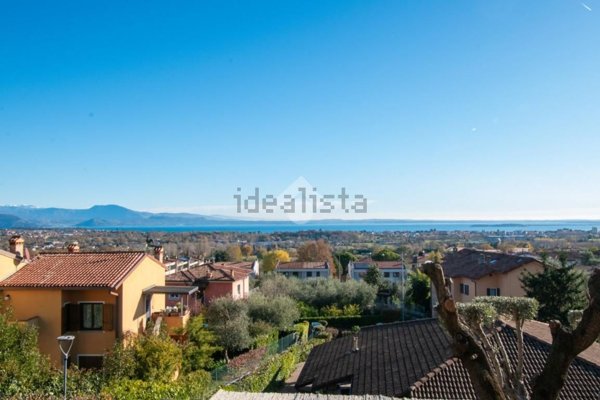 casa indipendente in vendita a Soiano del Lago