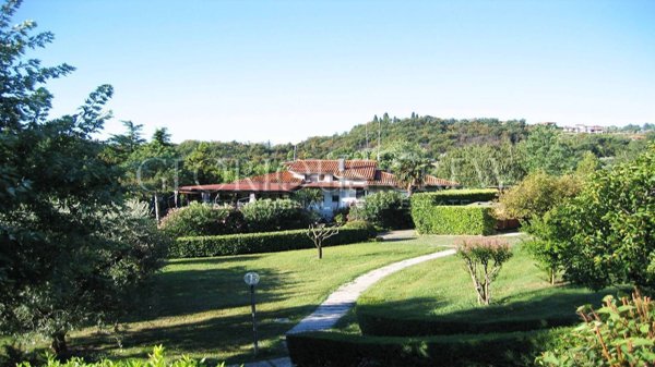 casa indipendente in vendita a Soiano del Lago