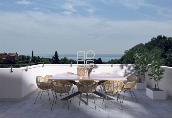 casa indipendente in vendita a Soiano del Lago