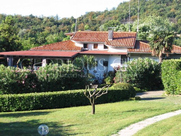 casa indipendente in vendita a Soiano del Lago