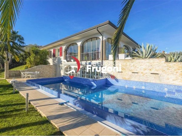 casa indipendente in vendita a Soiano del Lago