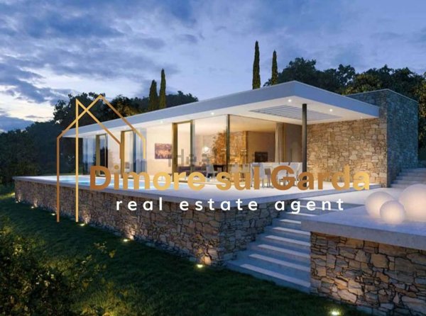 casa indipendente in vendita a Soiano del Lago