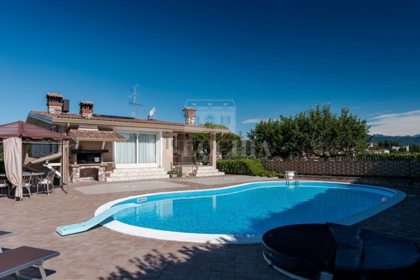 casa indipendente in vendita a Soiano del Lago