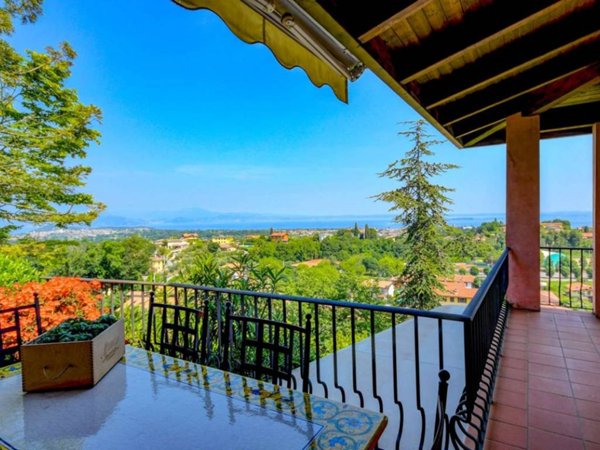 casa indipendente in vendita a Soiano del Lago