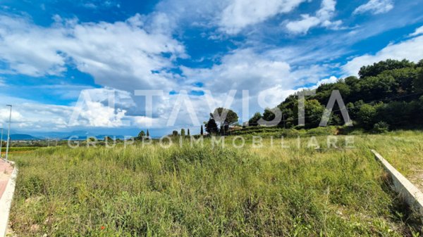 casa indipendente in vendita a Soiano del Lago