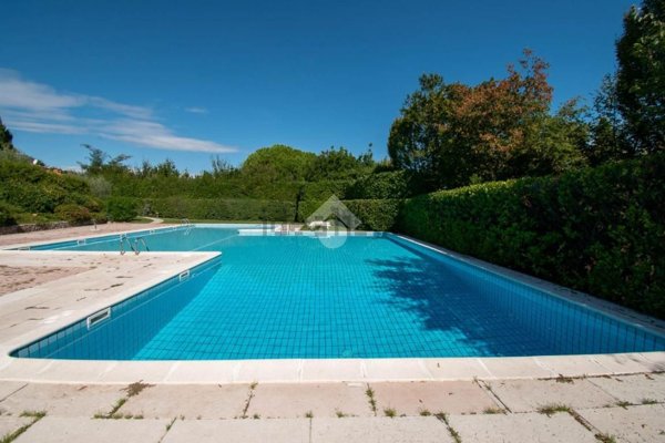 casa indipendente in vendita a Soiano del Lago