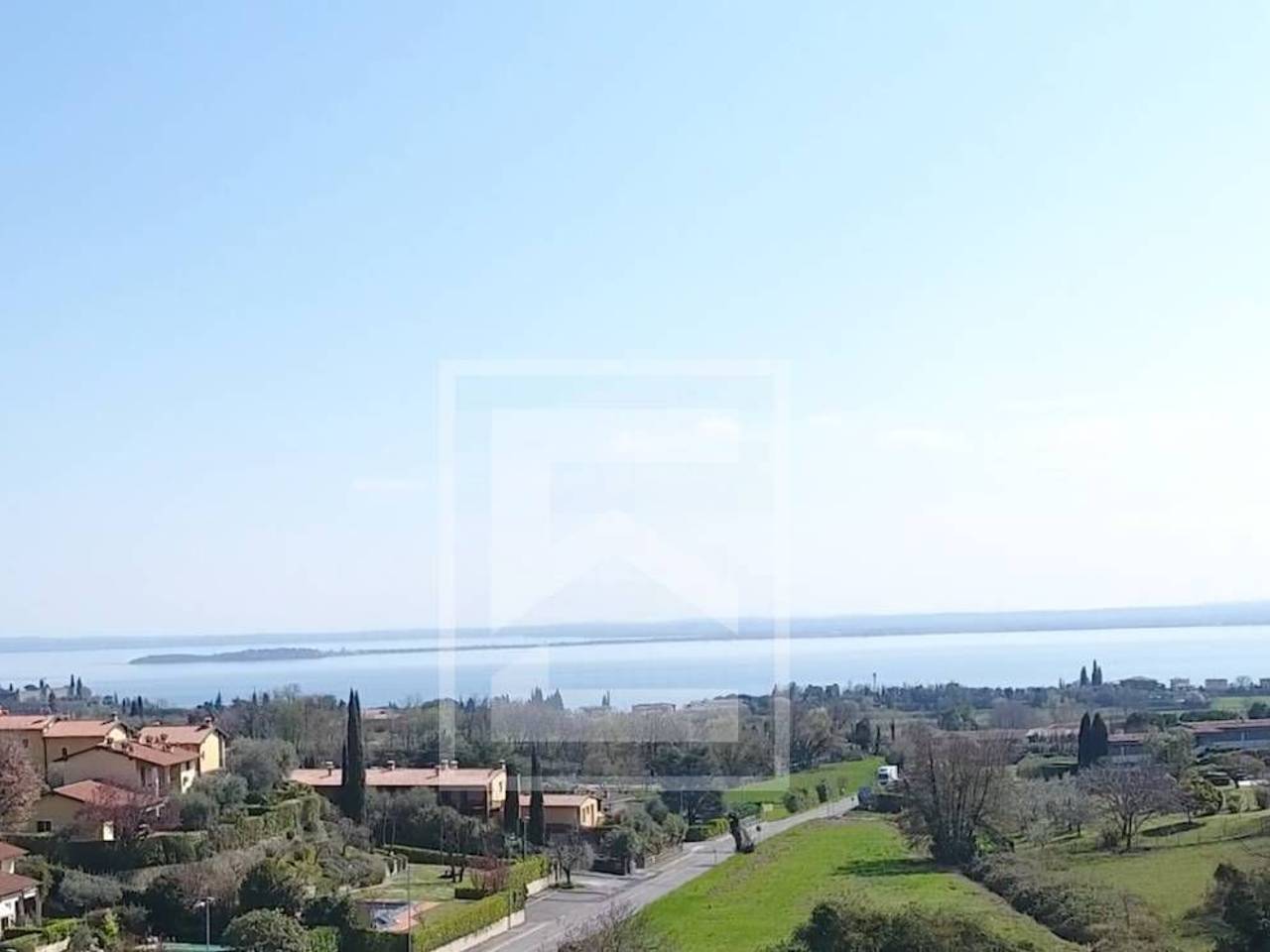 casa indipendente in vendita a Soiano del Lago