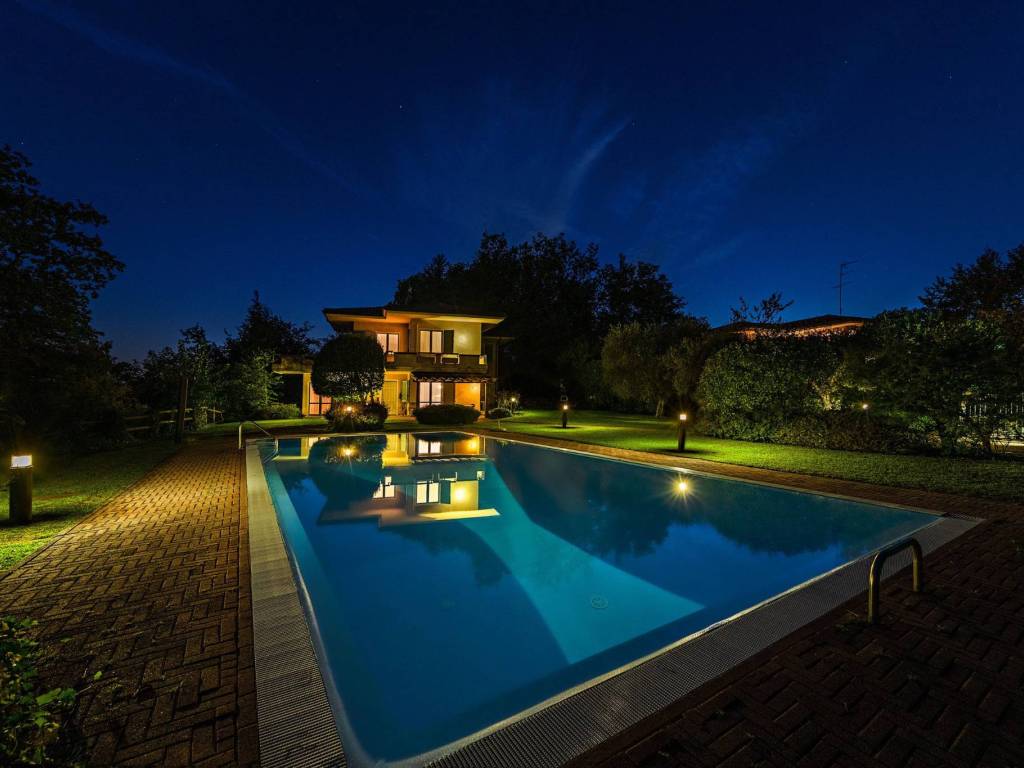 casa indipendente in vendita a Soiano del Lago