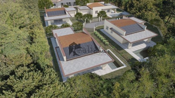casa indipendente in vendita a Soiano del Lago