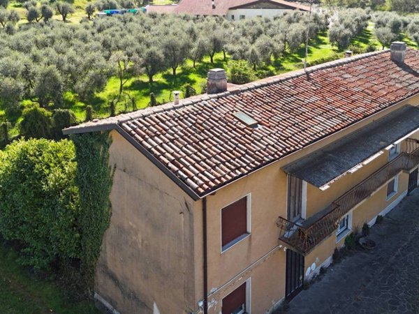 casa indipendente in vendita a Soiano del Lago