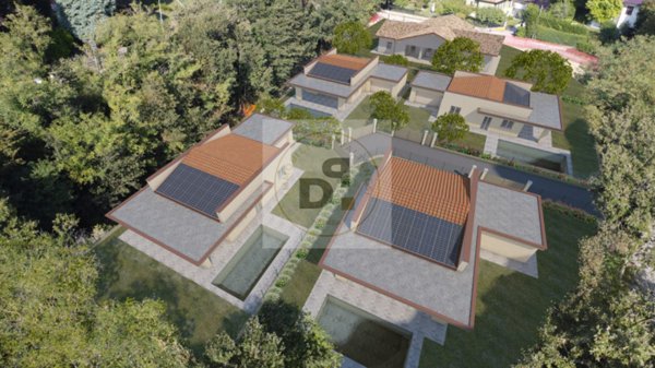 casa indipendente in vendita a Soiano del Lago