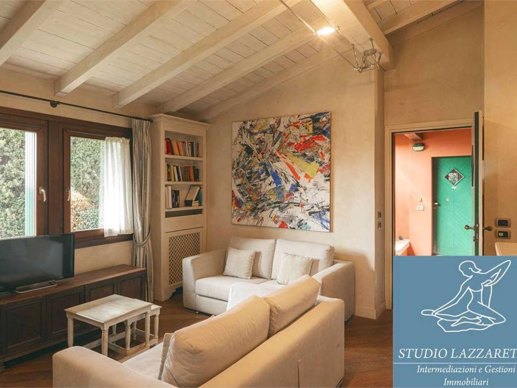 casa indipendente in vendita a Soiano del Lago