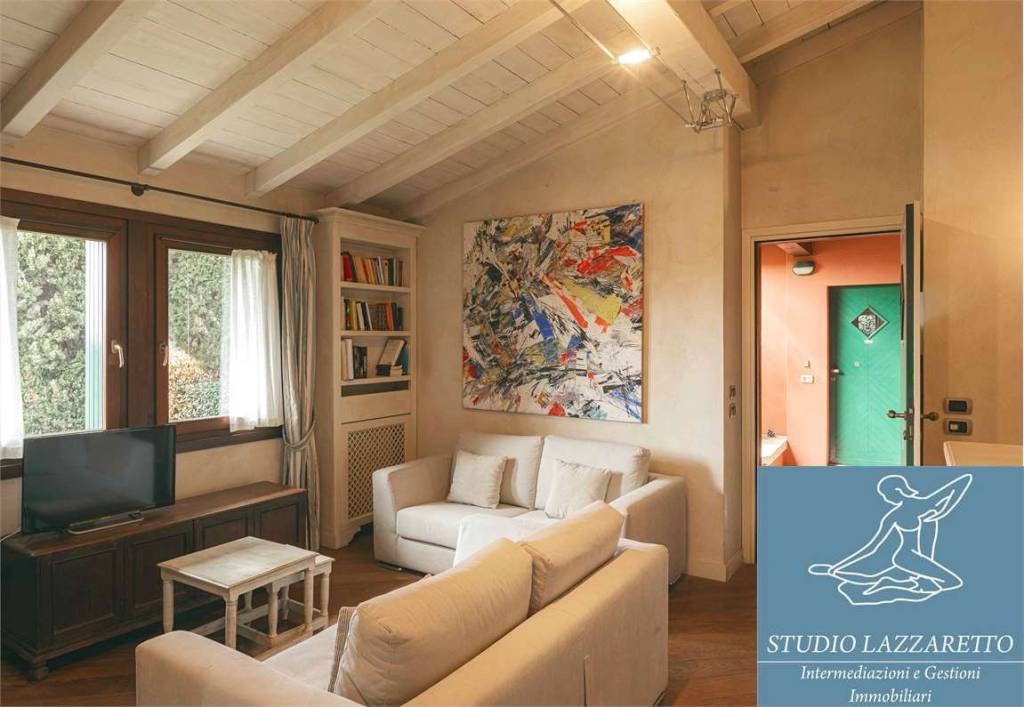 casa indipendente in vendita a Soiano del Lago