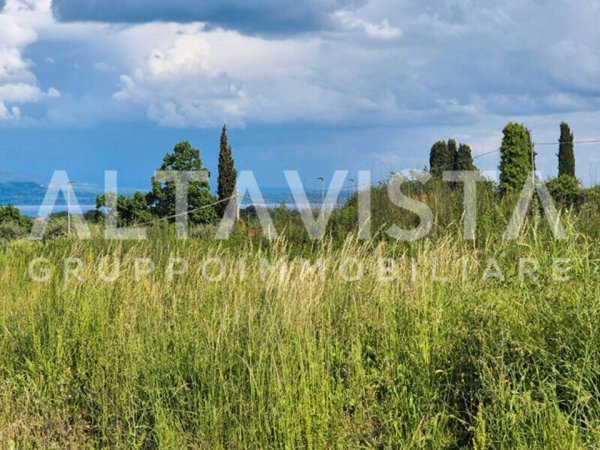 casa indipendente in vendita a Soiano del Lago