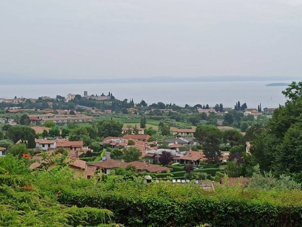 casa indipendente in vendita a Soiano del Lago