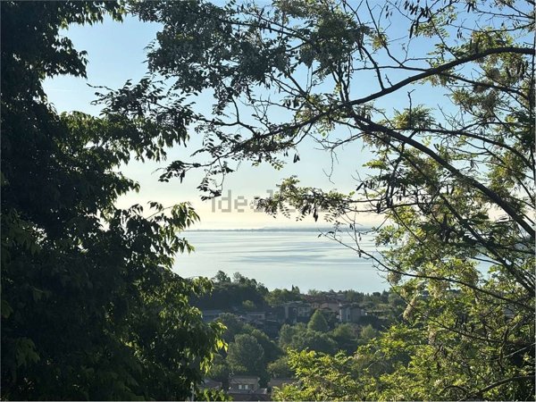 casa indipendente in vendita a Soiano del Lago