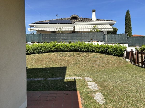 appartamento in vendita a Soiano del Lago