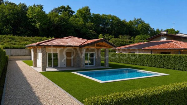 casa indipendente in vendita a Soiano del Lago