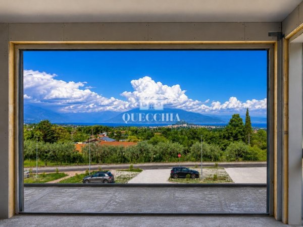 casa indipendente in vendita a Soiano del Lago