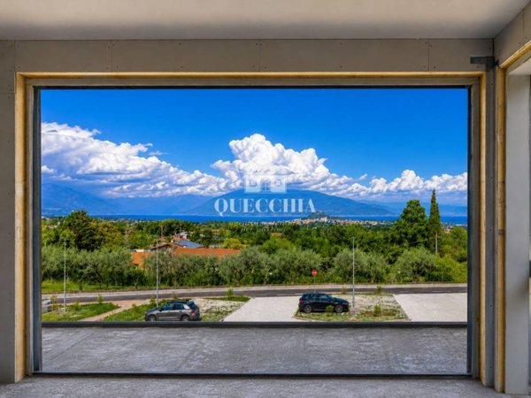 casa indipendente in vendita a Soiano del Lago