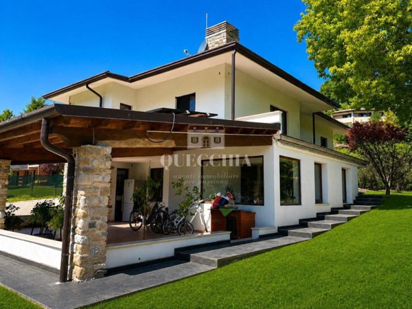 casa indipendente in vendita a Soiano del Lago
