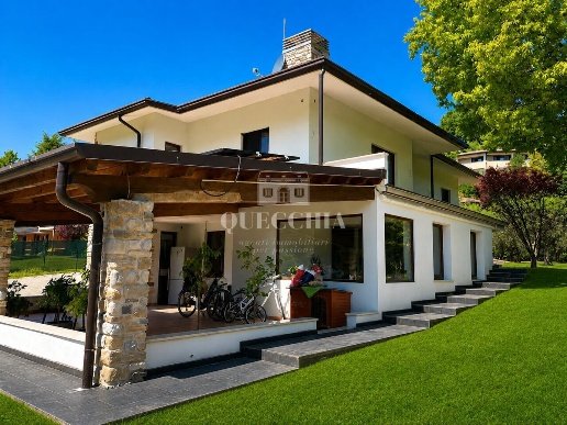 casa indipendente in vendita a Soiano del Lago