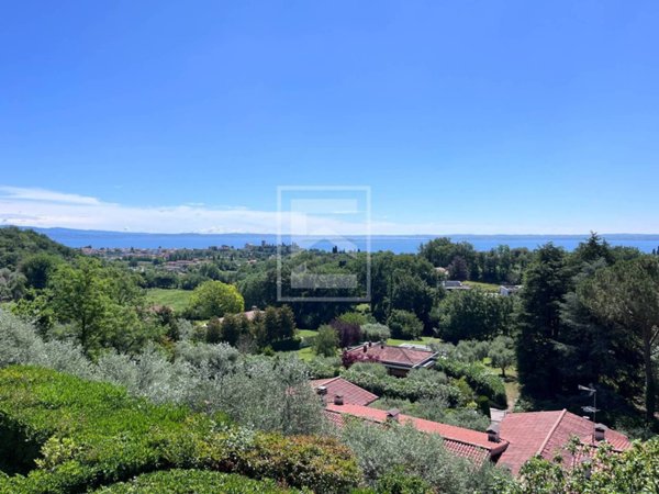 casa indipendente in vendita a Soiano del Lago