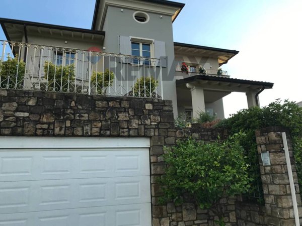 casa indipendente in vendita a Soiano del Lago