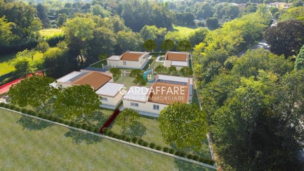casa indipendente in vendita a Soiano del Lago