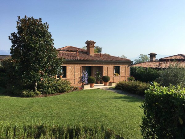 casa indipendente in vendita a Soiano del Lago