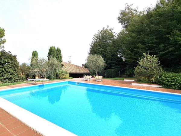 casa indipendente in vendita a Soiano del Lago
