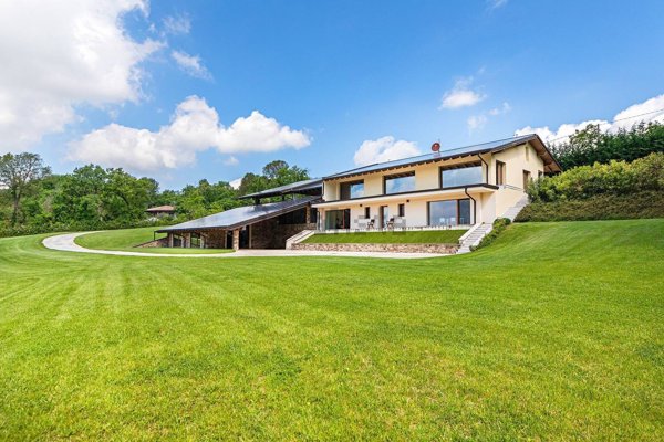 casa indipendente in vendita a Soiano del Lago