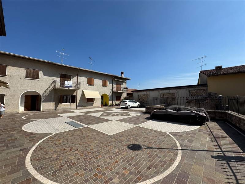 casa indipendente in vendita a Soiano del Lago