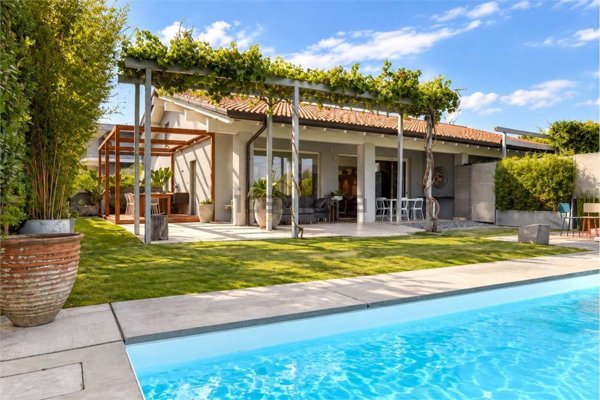 casa indipendente in vendita a Soiano del Lago