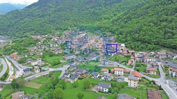 casa indipendente in vendita a Sonico