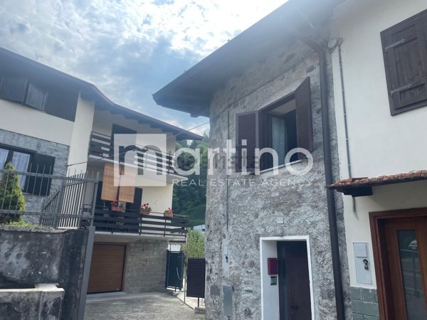 casa indipendente in vendita a Sonico