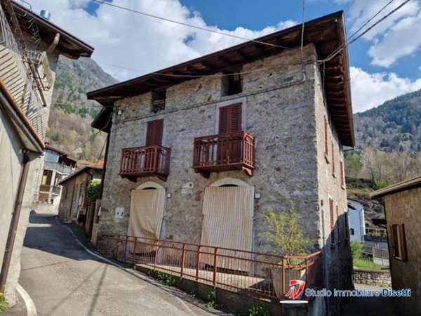 casa indipendente in vendita a Sonico