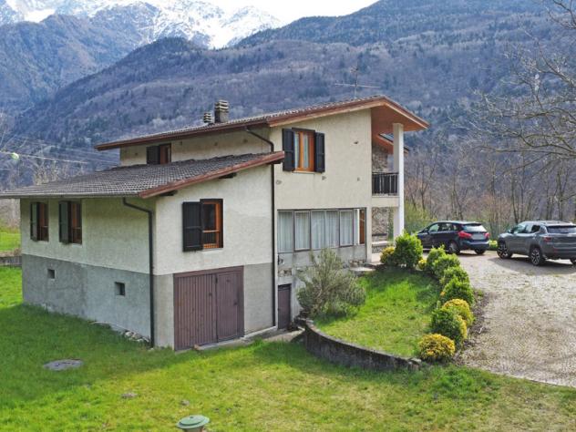 casa indipendente in vendita a Sonico