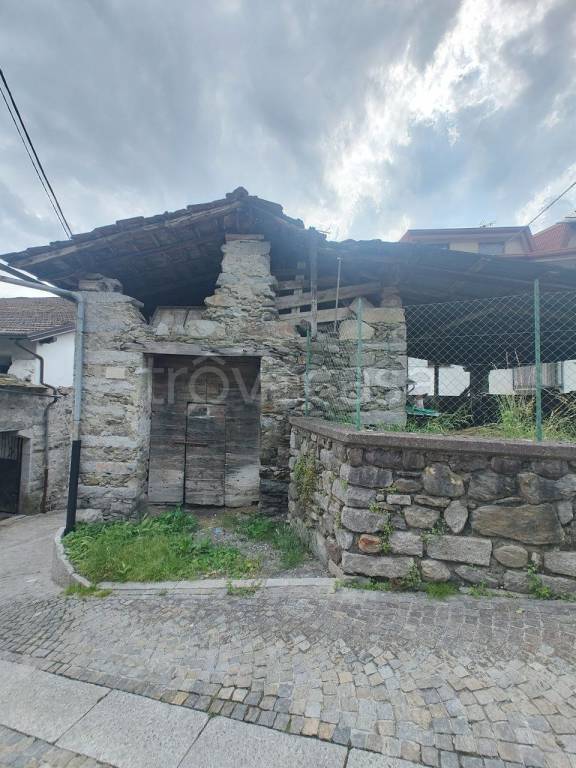 casa indipendente in vendita a Sonico