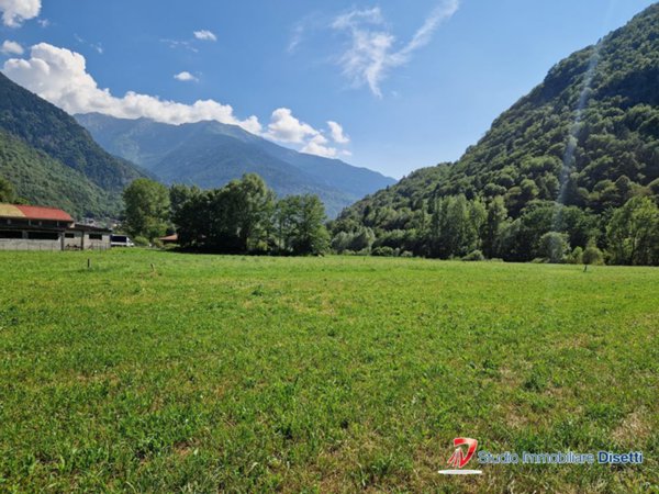 terreno edificabile in vendita a Sonico in zona Rino