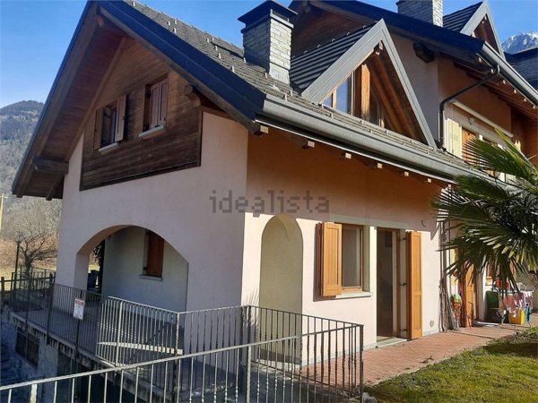 casa indipendente in vendita a Sonico