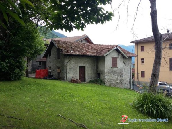 casa indipendente in vendita a Sonico