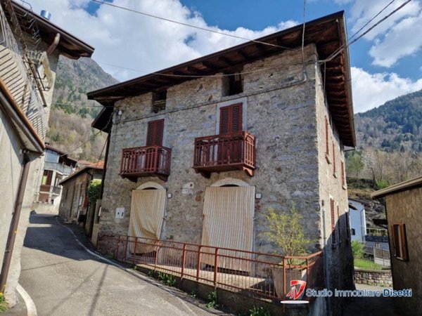 casa indipendente in vendita a Sonico
