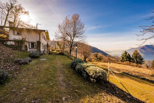 casa indipendente in vendita a Sulzano in zona Martignago