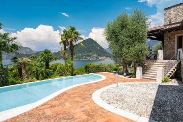 casa indipendente in vendita a Sulzano in zona Martignago