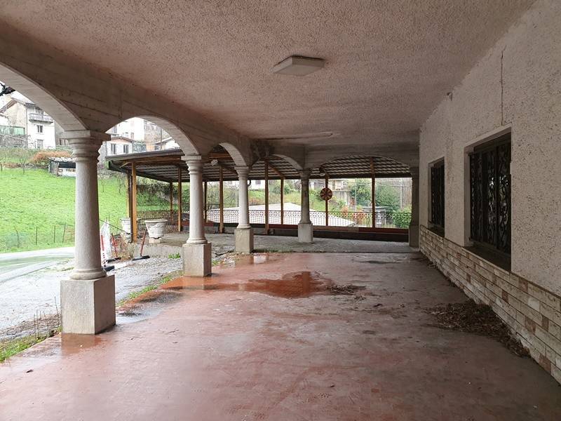 negozio in vendita a Tavernole sul Mella in zona Pezzoro