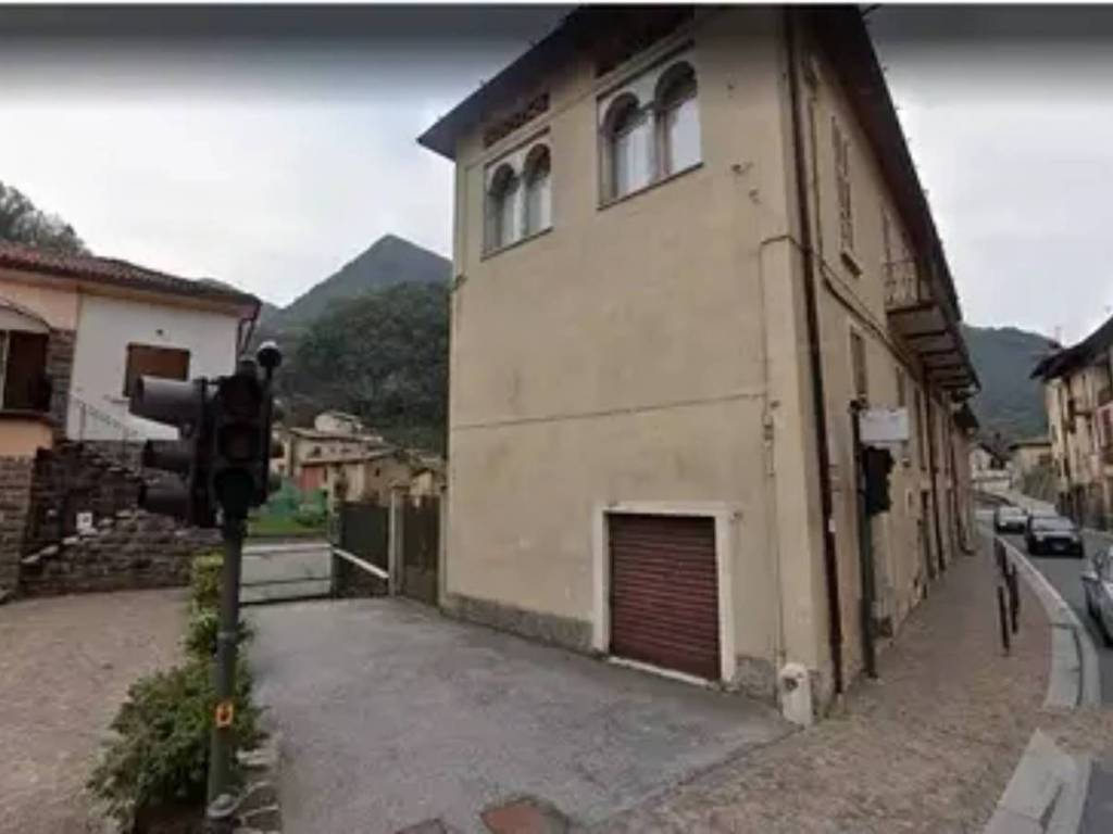 intera palazzina in vendita a Tavernole sul Mella
