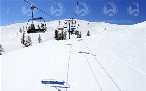 negozio in vendita a Cesana Torinese