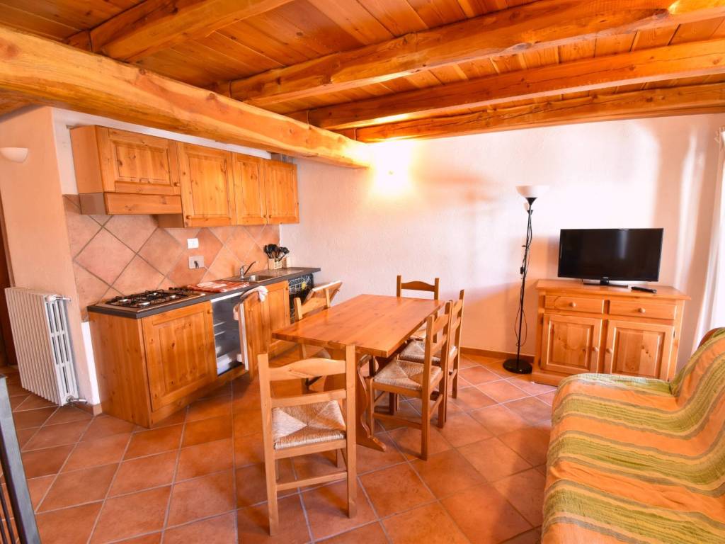 appartamento in vendita a Cesana Torinese in zona Bousson