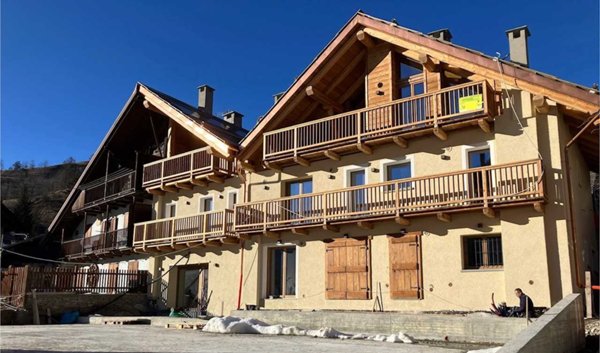 appartamento in vendita a Cesana Torinese in zona Bousson